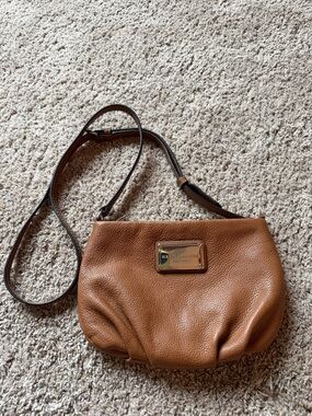 MARC JACOBS BROWN CROSSBODY